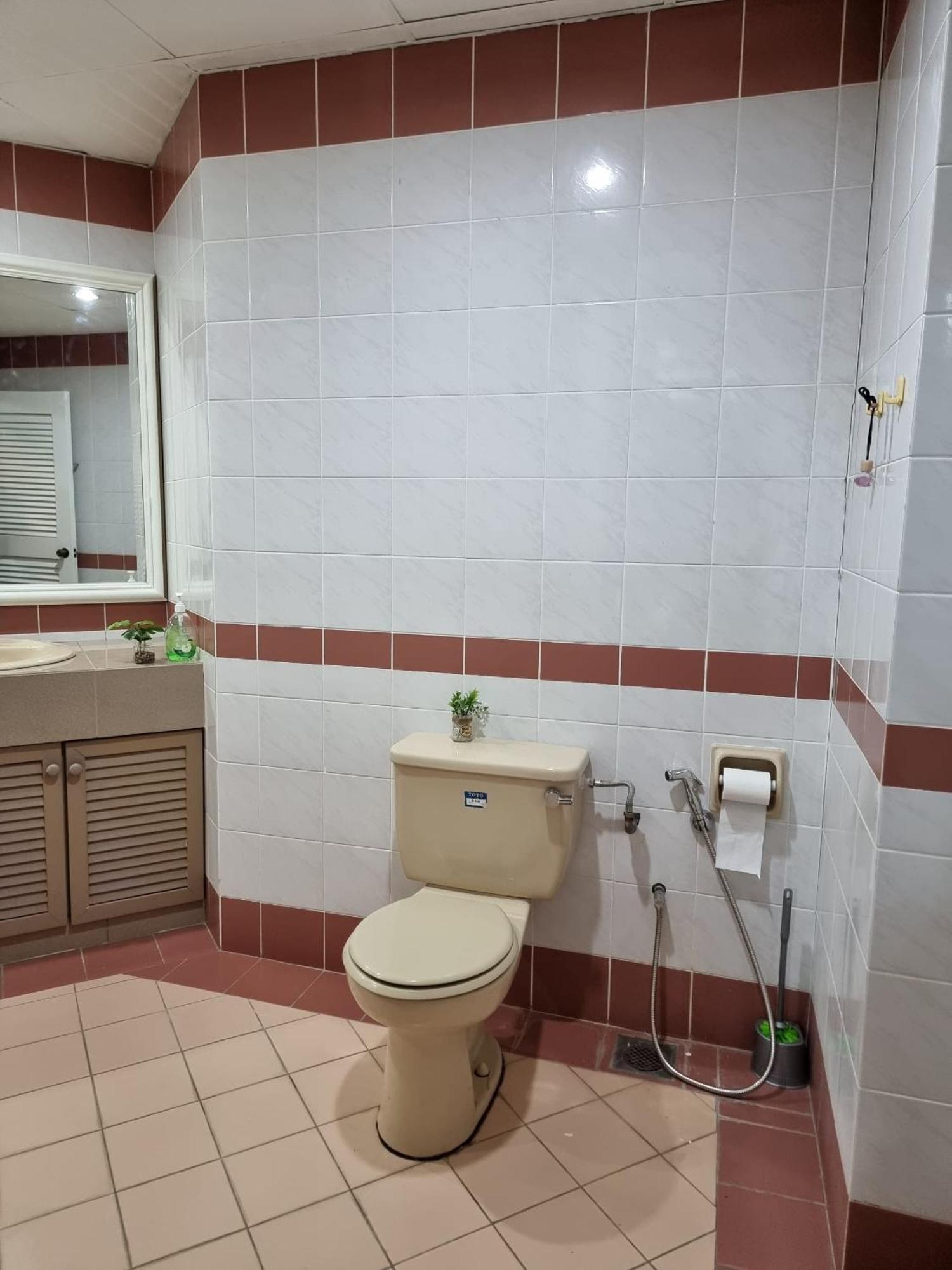 Cozzzy Hut Riverbank Suites Kuching With Spectacular River View Εξωτερικό φωτογραφία