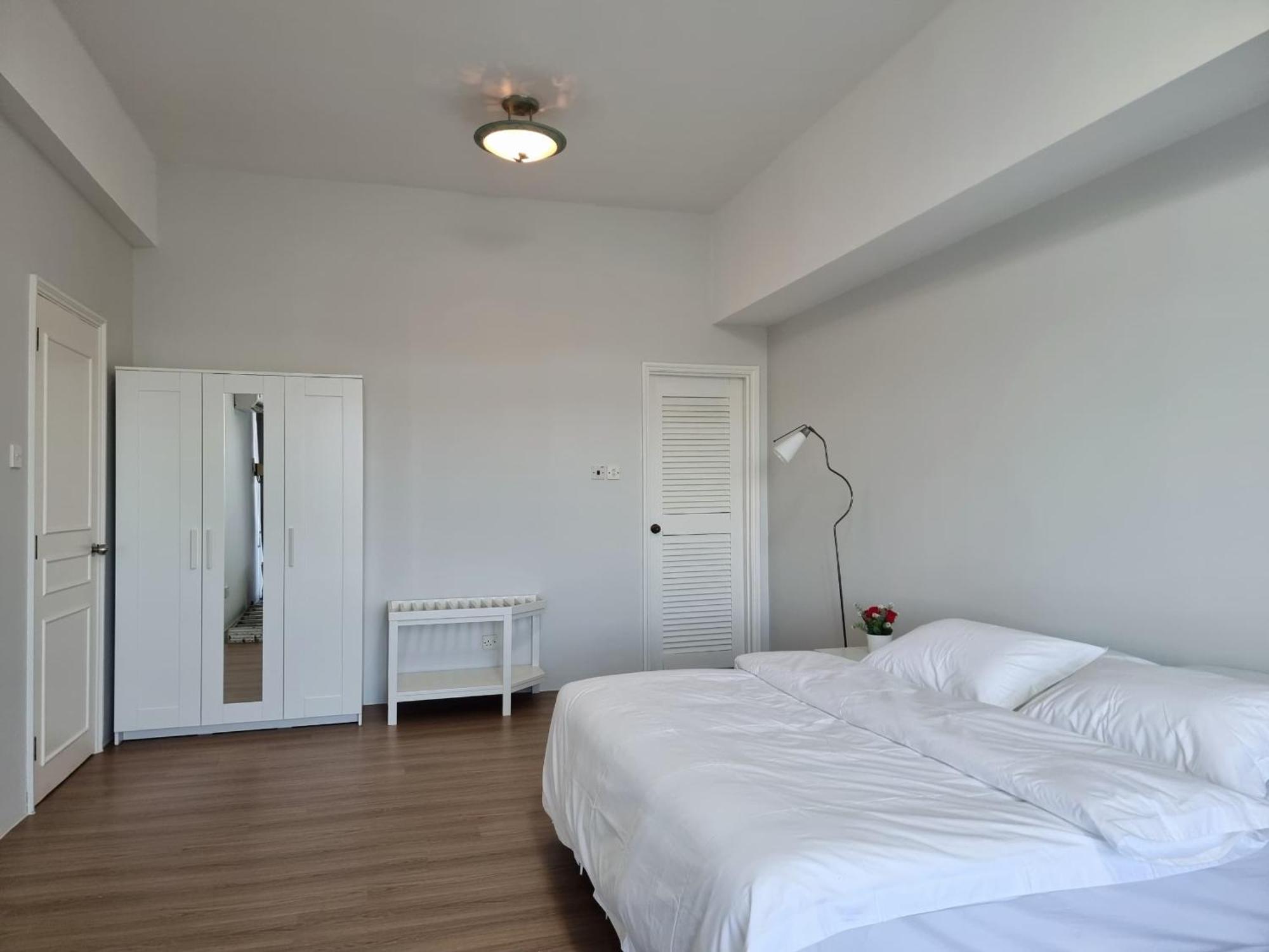 Cozzzy Hut Riverbank Suites Kuching With Spectacular River View Εξωτερικό φωτογραφία